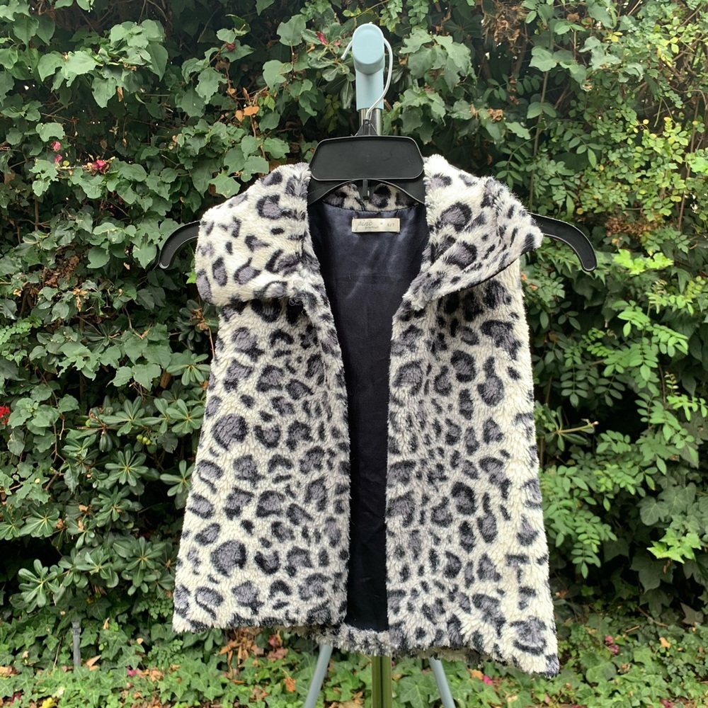 Animal Print, Faux Fur Vest, Girls Size 7